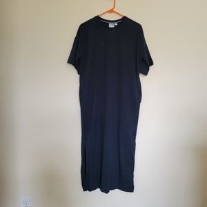 Puma oversized maxi tee-shirt dress dark blue black